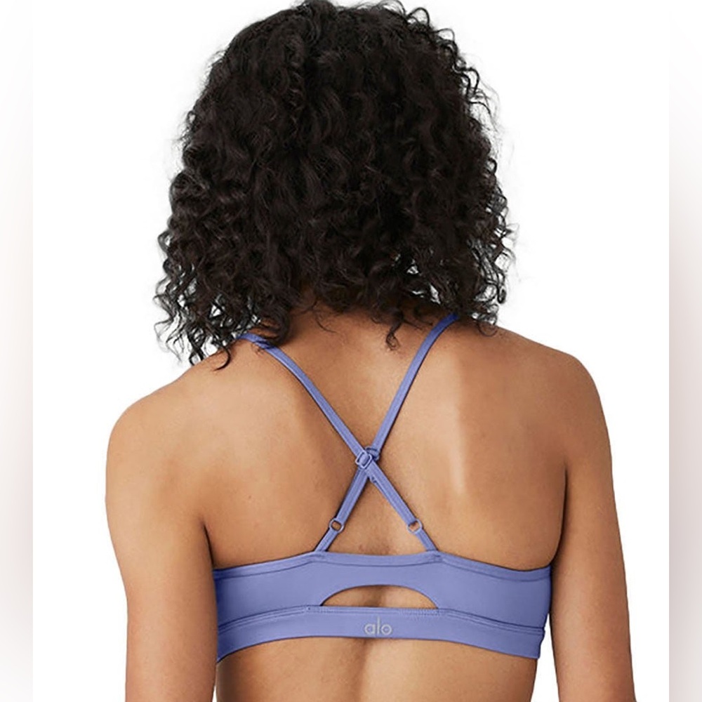 (SOLD) Alo Yoga Airlift Intrigue Bra - Picture 7 of 13